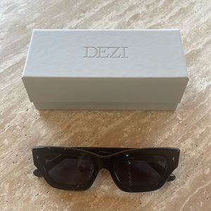 COPY - Dezi sunglasses